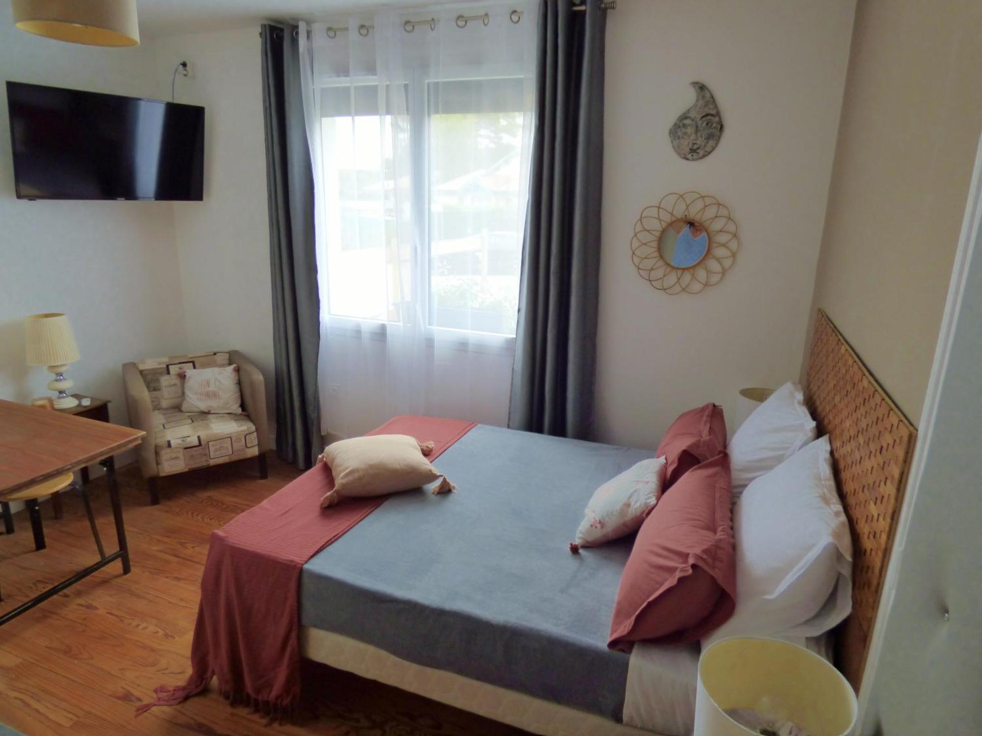 "Les Logis D'Argent" Chambre D'Hote Avec Wc, Sdb, Tv, Wifi, Option Petit Dejeuner , Parking Mimizan Exterior foto
